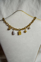 Charm necklace gold