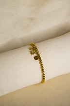Pulseira dourada estrelas