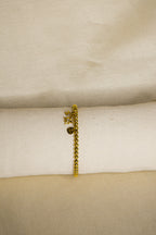 Pulseira dourada estrelas