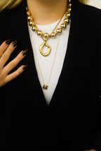 Colar dourado bolas grandes