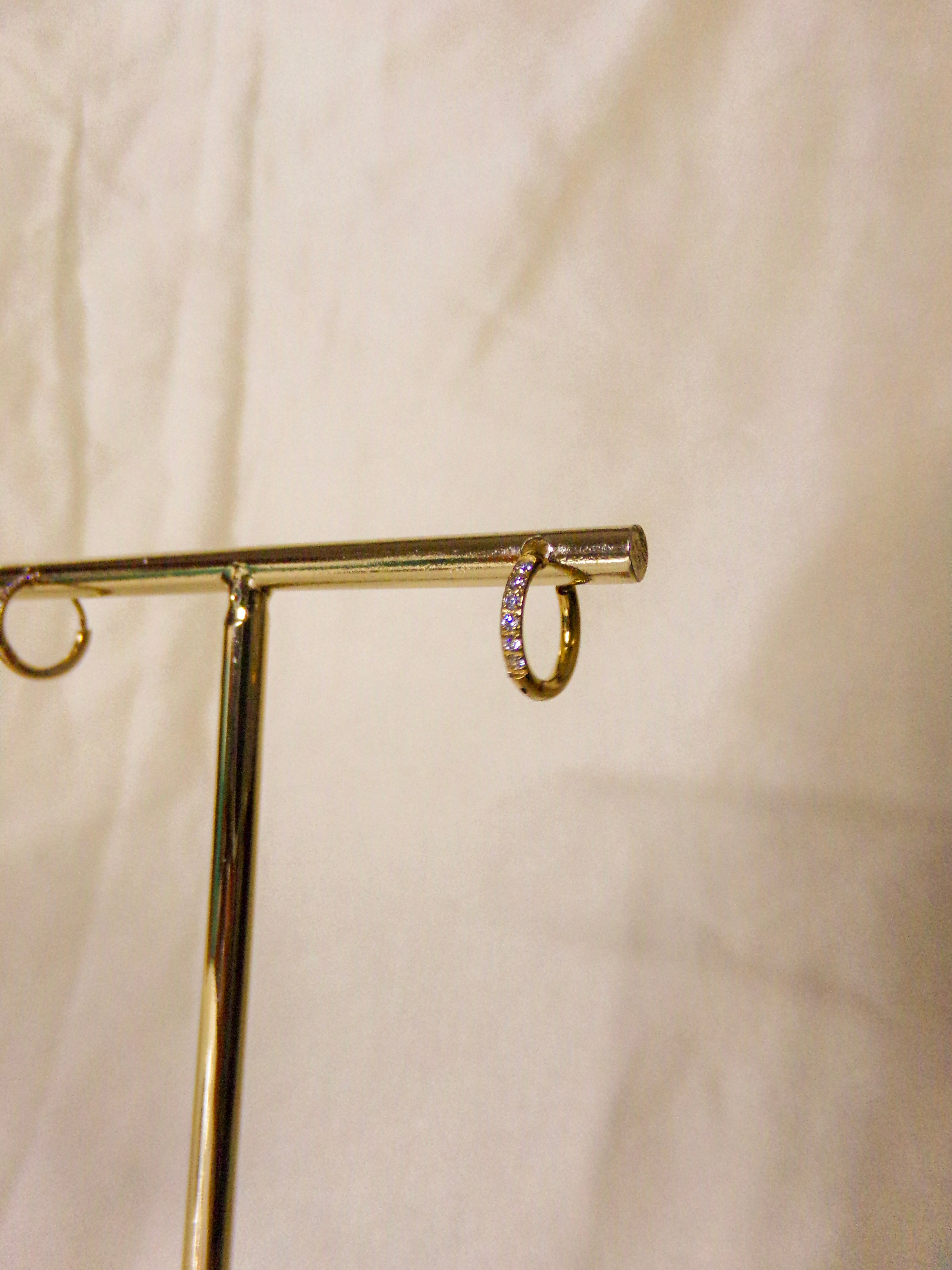 Argolas douradas simples