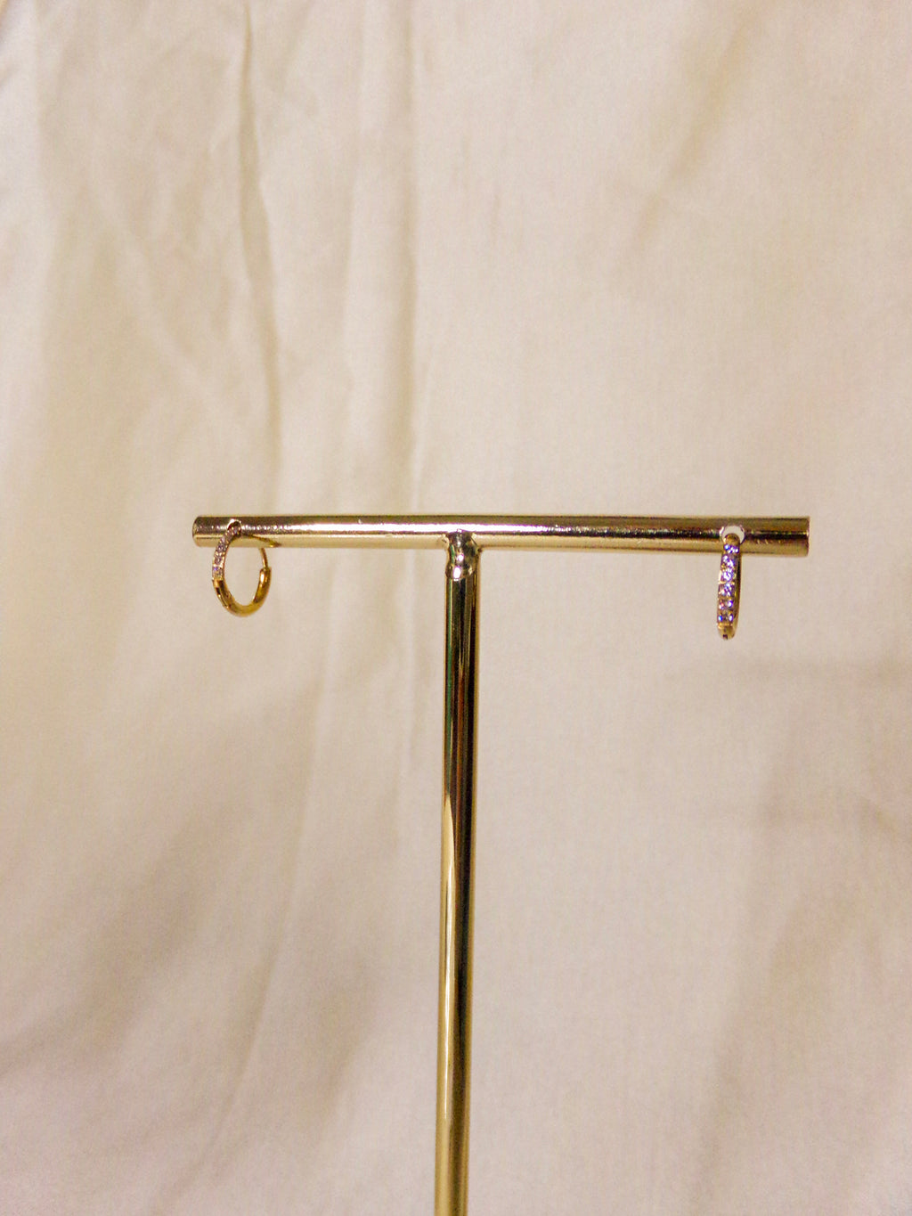 Argolas douradas simples