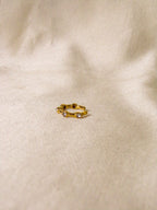 Earcuff dourado grande