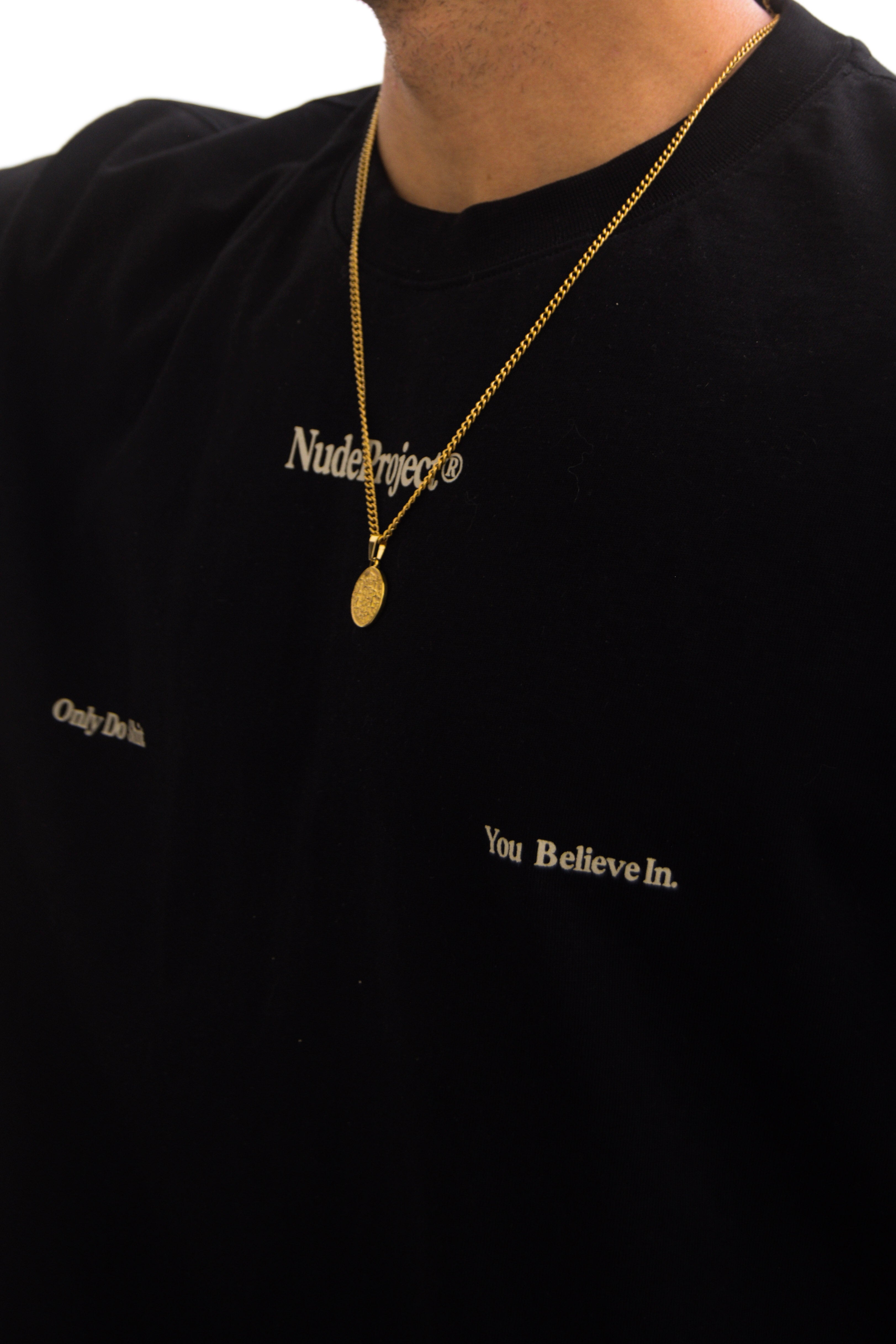 Colar dourado medalha