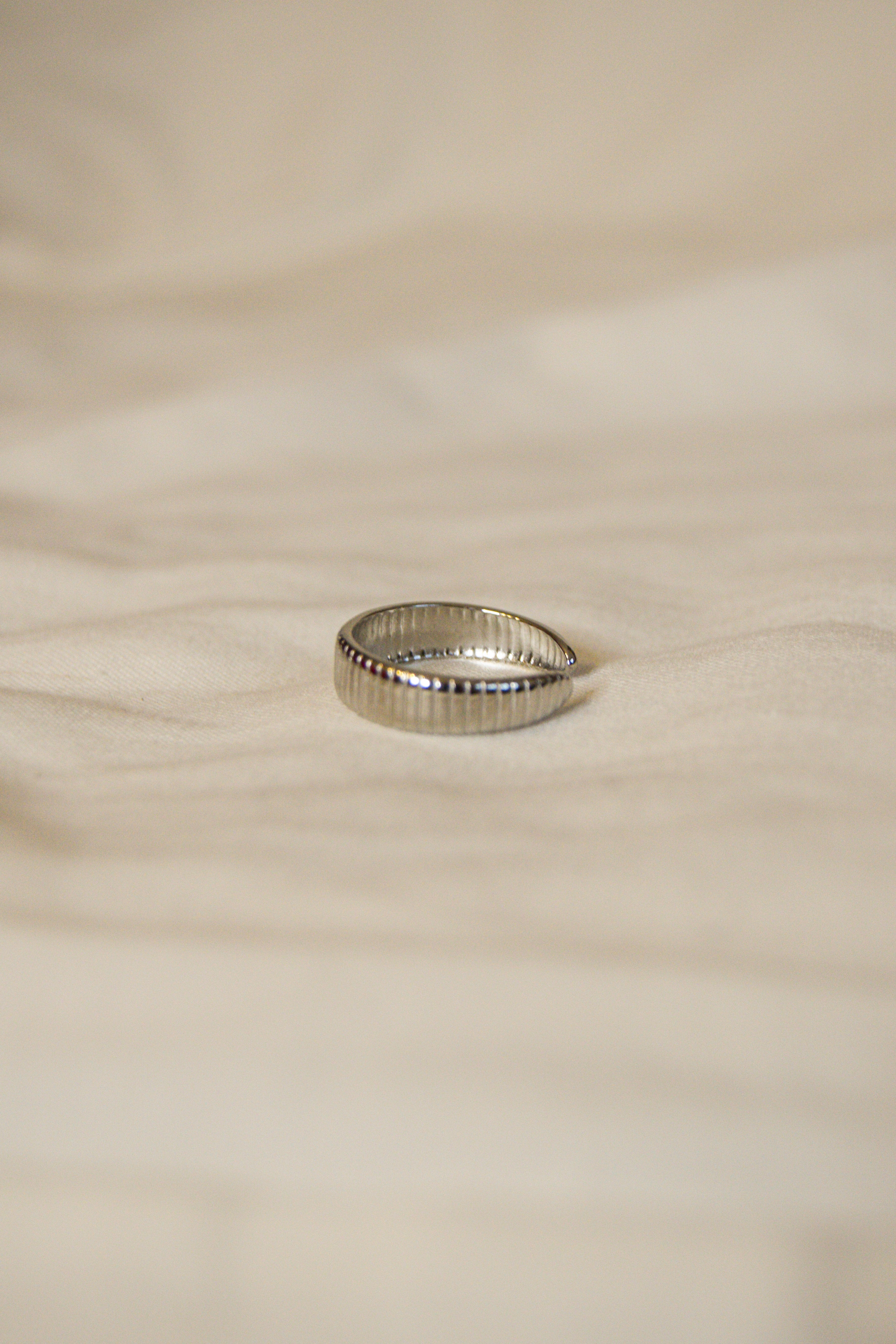 Anel prateado listas