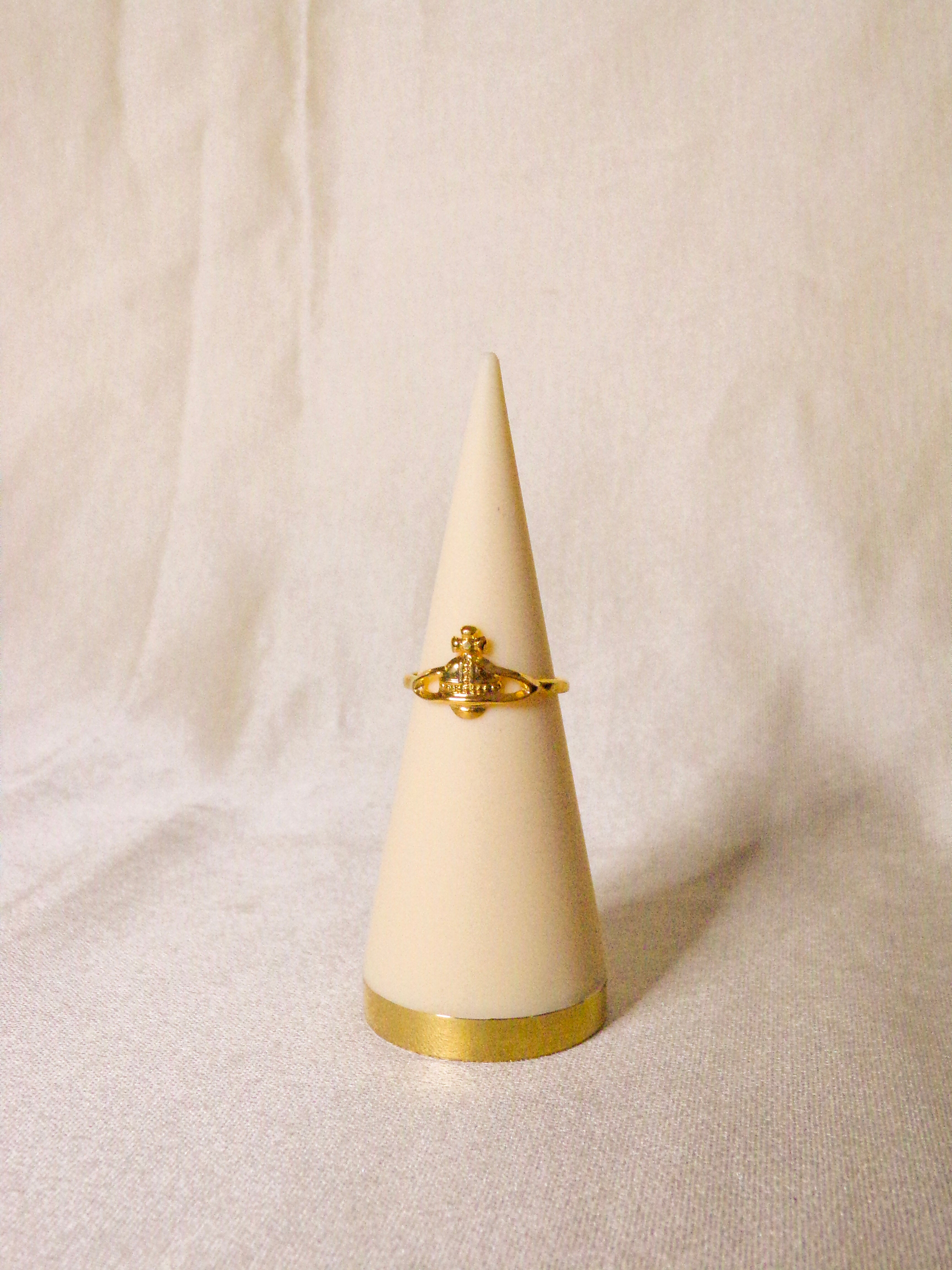 Anel estilo Vivienne Westwood