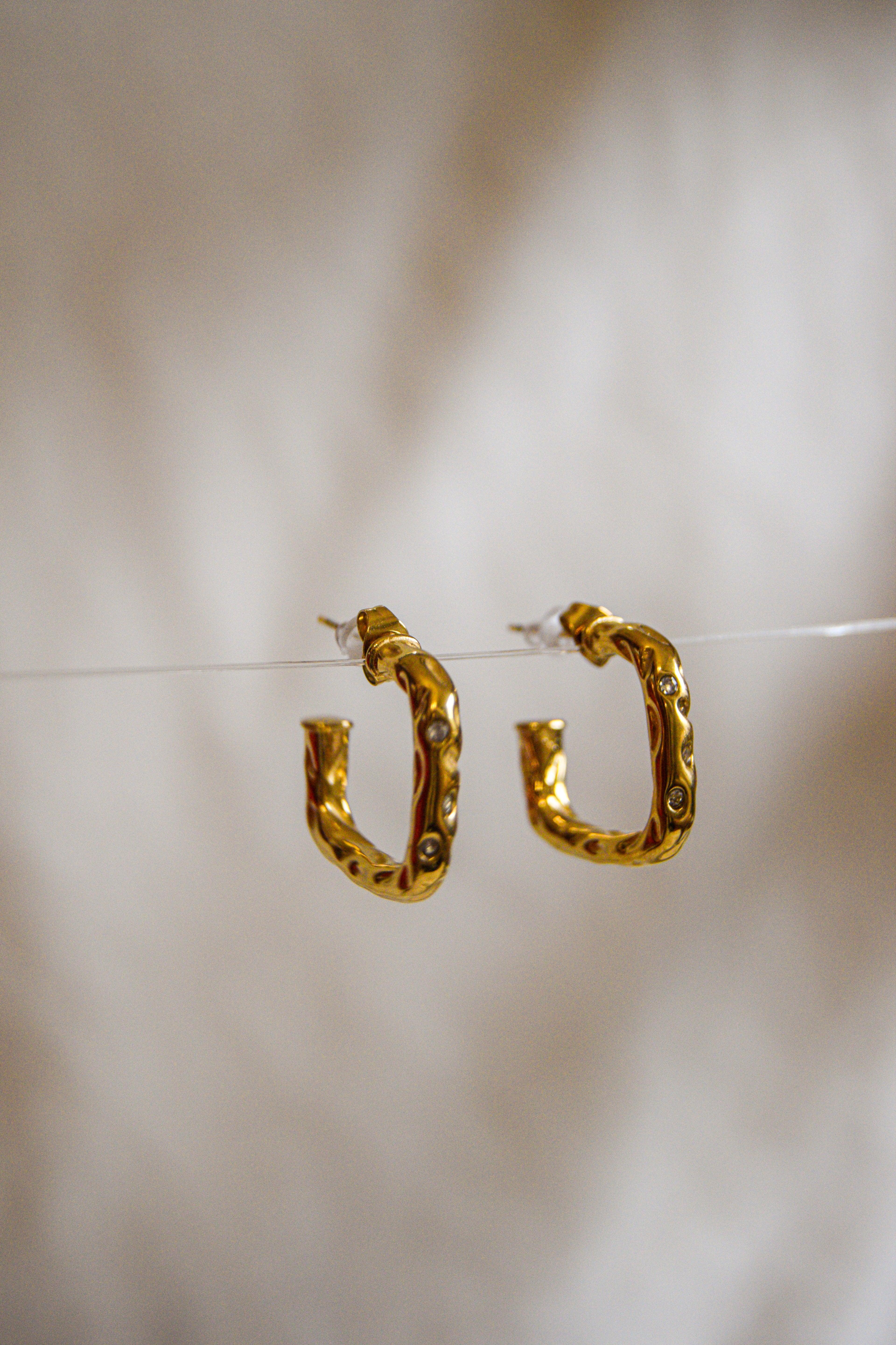 Brincos Pedras Brilhantes