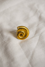 Anel dourado Concha Grande