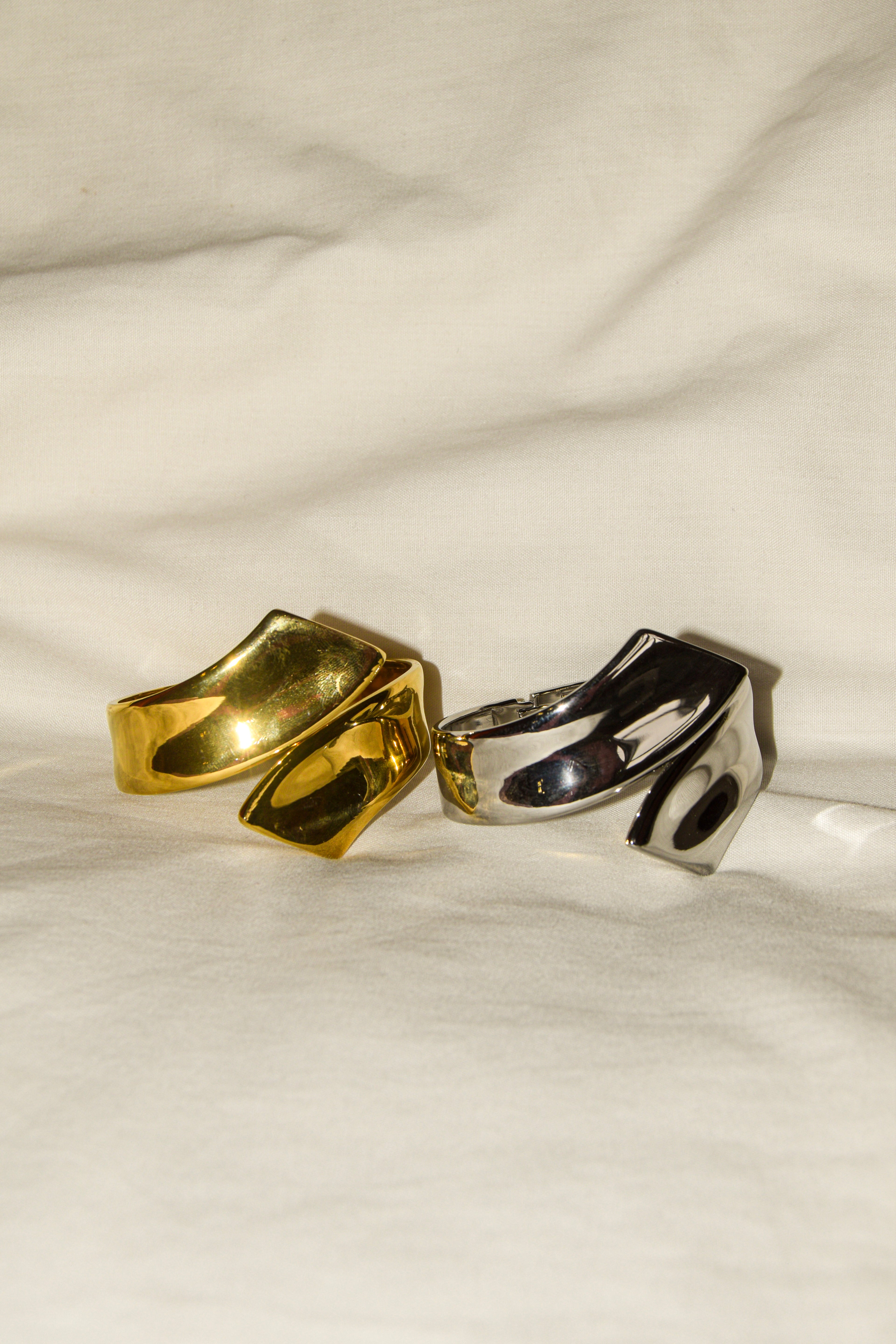 Pulseira dourada francesa