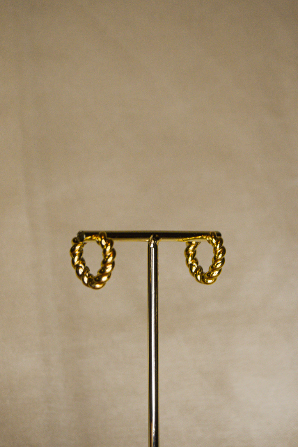 Argolas douradas bolas