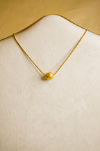 Colar dourado pedra Viana